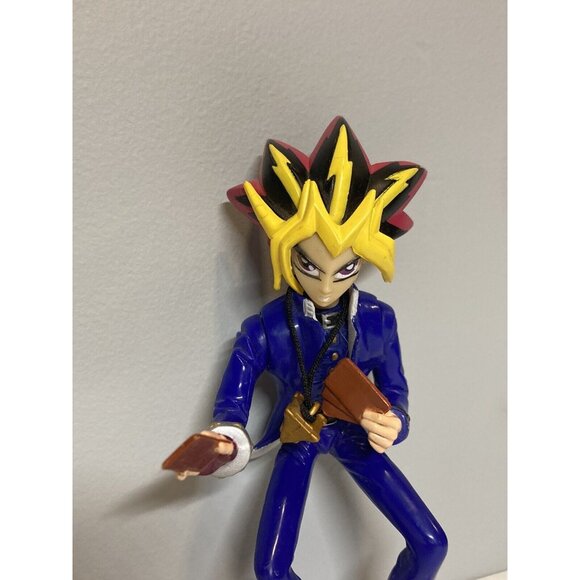 Vintage 1996 Kazuki Takahashi Yu-Gi-Oh Yami Yugi Action Figure - Picture 2 of 10
